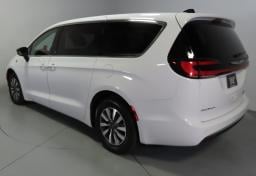 Thumbnail of 2024 Chrysler Pacifica Plug-In Hybrid