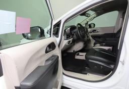 Thumbnail of 2024 Chrysler Pacifica Plug-In Hybrid