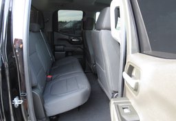 2020 Chevrolet Silverado 1500 - Image 29