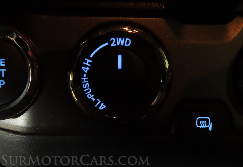 2023 Toyota Tacoma - Image 37