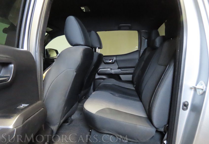 2023 Toyota Tacoma - Image 32