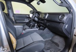 2023 Toyota Tacoma - Image 25