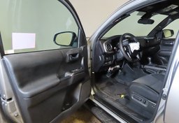 2023 Toyota Tacoma - Image 22