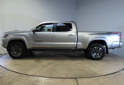 2023 Toyota Tacoma - Image 6