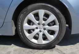 2021 Toyota Corolla - Image 19