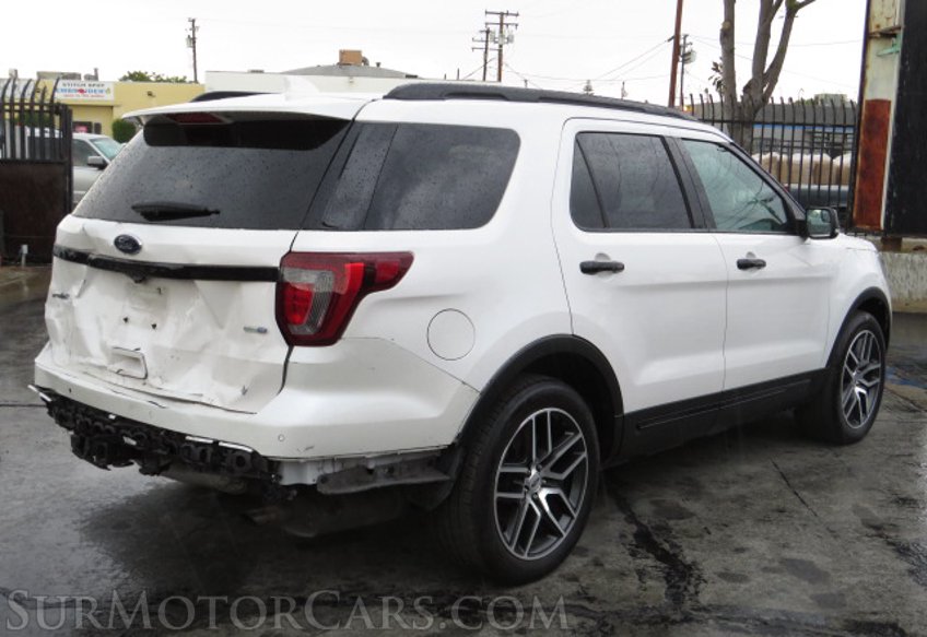 2017 Ford Explorer - Image 7
