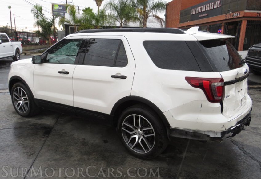 2017 Ford Explorer - Image 10