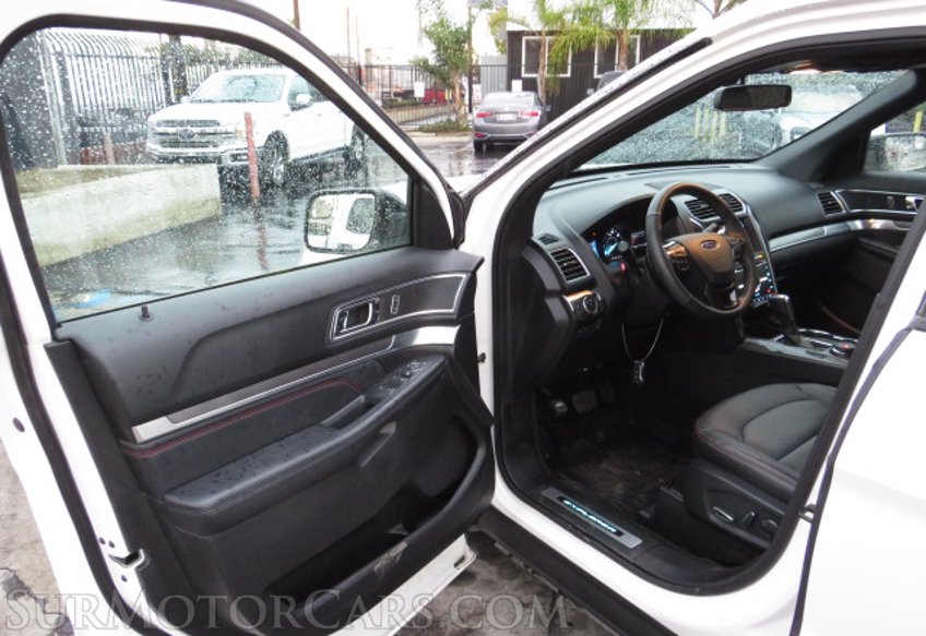 2017 Ford Explorer - Image 20