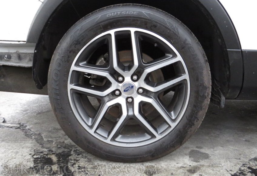 2017 Ford Explorer - Image 19