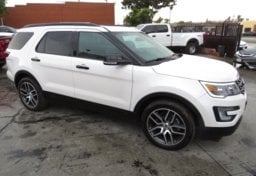 2017 Ford Explorer - Image 4