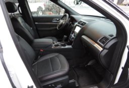 2017 Ford Explorer - Image 26