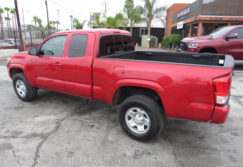 2017 Toyota Tacoma - Image 5