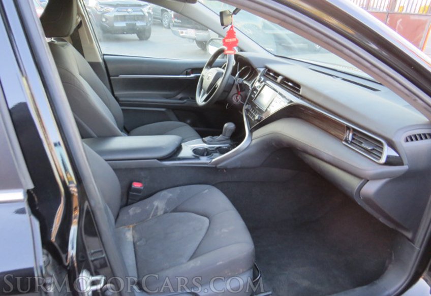 2020 Toyota Camry - Image 24