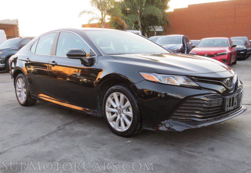 2020 Toyota Camry - Image 4