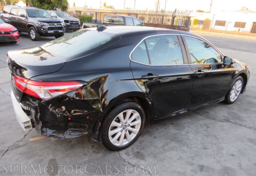 2020 Toyota Camry - Image 7