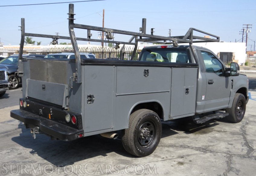 2019 Ford Super Duty F-350 SRW - Image 8