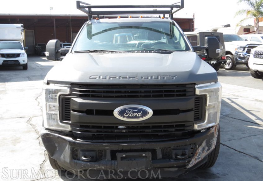 2019 Ford Super Duty F-350 SRW - Image 9
