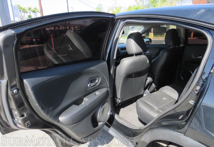 2017 Honda HR-V - Image 27