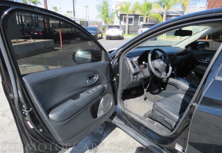 2017 Honda HR-V - Image 21