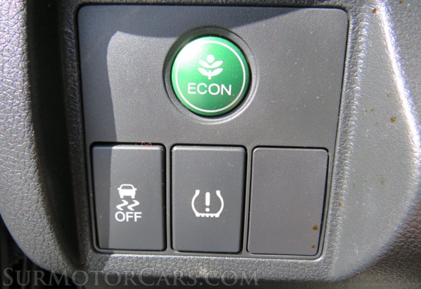 2017 Honda HR-V - Image 38