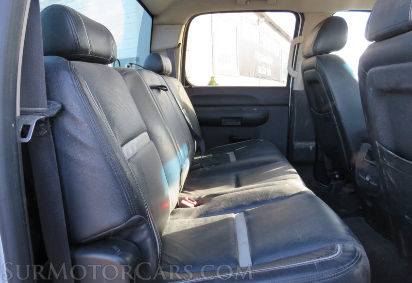 2012 GMC Sierra 2500HD - Image 30