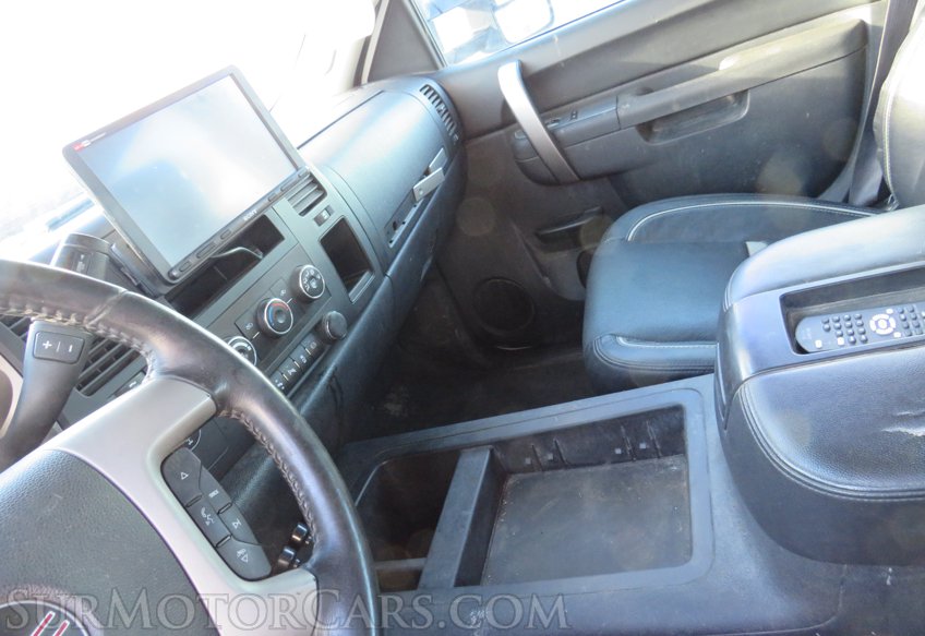 2012 GMC Sierra 2500HD - Image 31