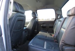 2012 GMC Sierra 2500HD - Image 27