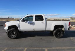 2012 GMC Sierra 2500HD - Image 10