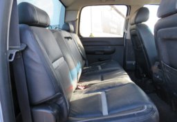 2012 GMC Sierra 2500HD - Image 30