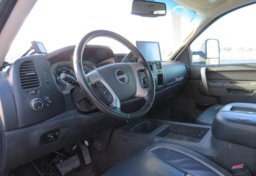 2012 GMC Sierra 2500HD - Image 22