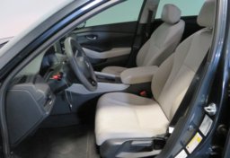 2023 Honda Accord - Image 21