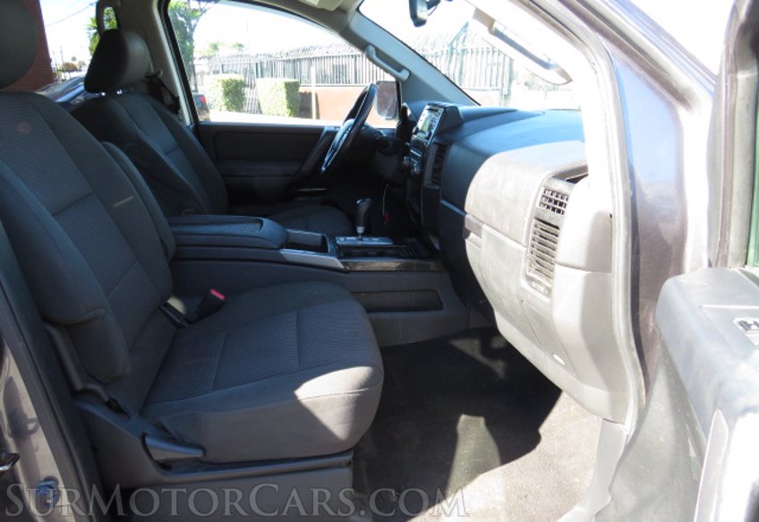 2014 Nissan Titan - Image 25