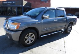 2014 Nissan Titan - Image 2