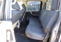 2014 Nissan Titan - Image 30