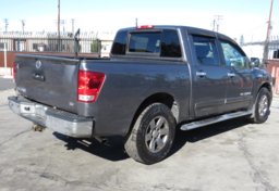 2014 Nissan Titan - Image 7