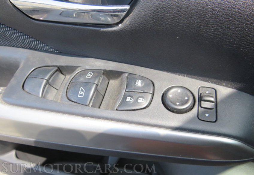 2020 Nissan Kicks - Image 38