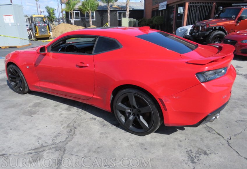2018 Chevrolet Camaro - Image 9
