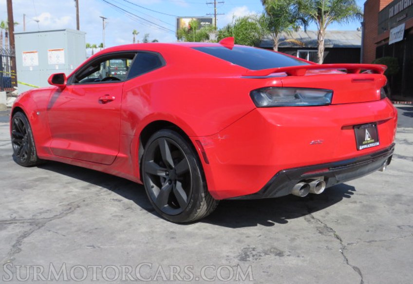 2018 Chevrolet Camaro - Image 7