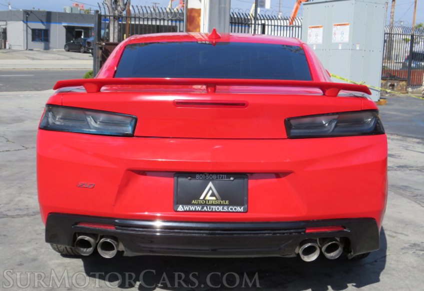 2018 Chevrolet Camaro - Image 11