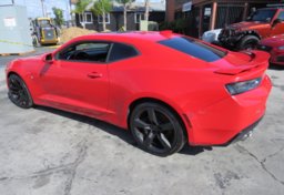 2018 Chevrolet Camaro - Image 9