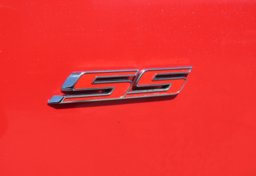 2018 Chevrolet Camaro - Image 17