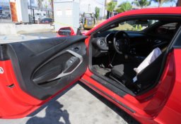 2018 Chevrolet Camaro - Image 19