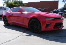 2018 Chevrolet Camaro - Image 4