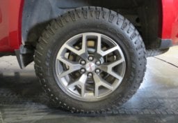 2021 GMC Canyon - Image 22