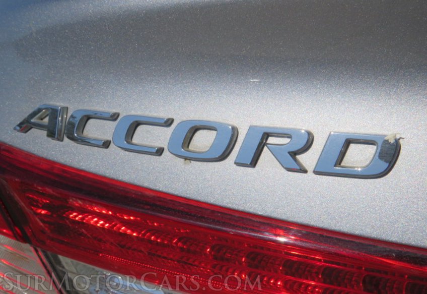 2021 Honda Accord Sedan - Image 17