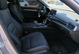 2021 Honda Accord Sedan - Image 27