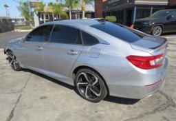 2021 Honda Accord Sedan - Image 9