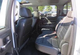 2017 GMC Sierra 1500 - Image 30