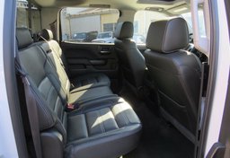 2017 GMC Sierra 1500 - Image 29