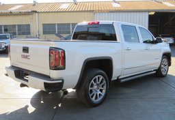 2017 GMC Sierra 1500 - Image 10